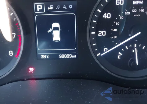 2016 Hyundai Tucson Se z USA, uszkodzony, nr VIN KM8J23A48GU139034